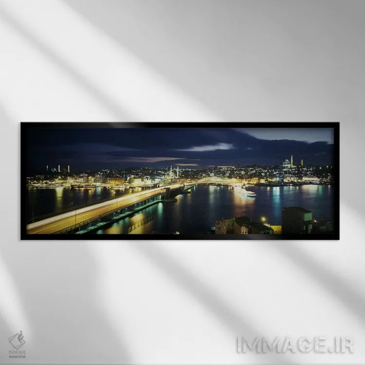 تابلو Istanbul, Turkey,پل گالاتا در شب، استانبول، ترکیه اثر پانورامیک ایمجز (استودیو عکاسی عریض) - نمای قابدار مشکی
