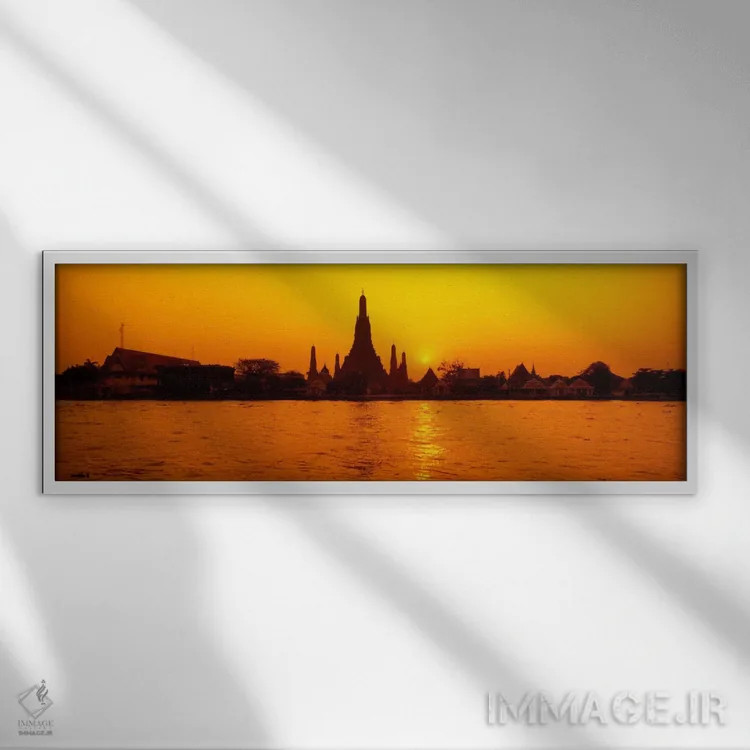 تابلو Bangkok, Thailand,درخشش نارنجی غروب بر فراز وات آرون و رود چائو فرایا، بانکوک، تایلند اثر پانورامیک ایمجز (استودیو عکاسی عریض) - نمای قابدار سفید