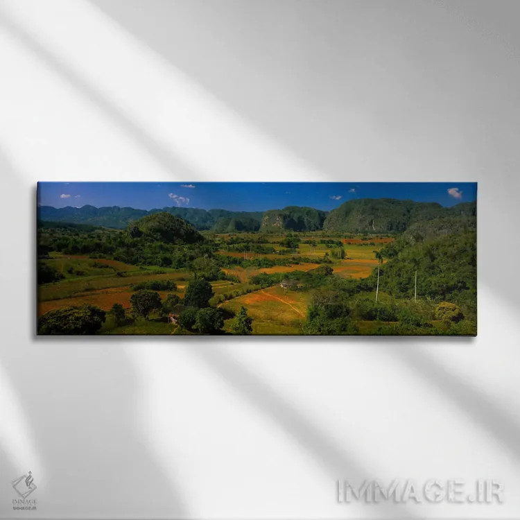 تابلو Valle de Vinales, Pinar del Rio, Cuba,منظره کارست گرمسیری، دره وینالس، پینار دل ریو، کوبا اثر پانورامیک ایمجز (استودیو عکاسی عریض) - نمای روبهرو روی دیوار