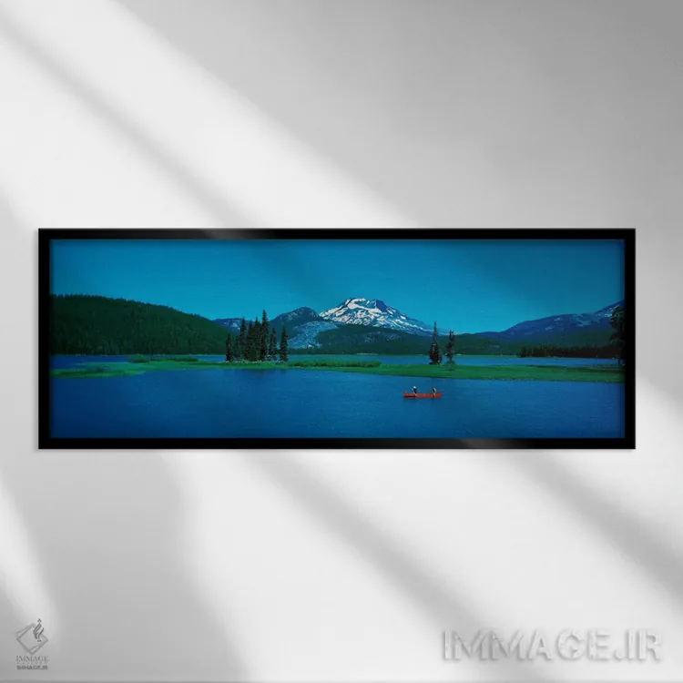 تابلو قایقسواری دریاچه اسپارکس توسط جنوبسیستر، اورگان، ایالات متحده آمریکا (جنوبسیستر: نام کوه/قله) اثر پانورامیک ایمجز (استودیو عکاسی عریض) - نمای قابدار مشکی