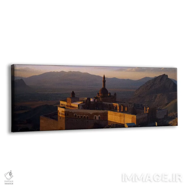 تابلو Ishak Pasha Palace, Dogubeyazit, Turkey,نمای زاویه بالا از یک قصر، کاخ ایشاک پاشا، دوغوبایزید، ترکیه اثر پانورامیک ایمجز (استودیو عکاسی عریض) - نمای پرسپکتیو محصول