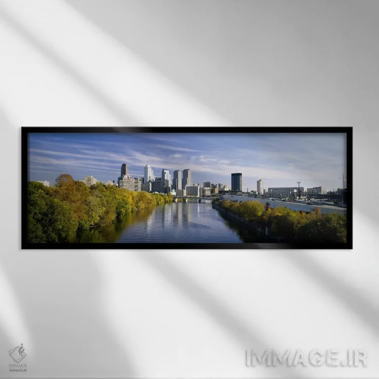 تابلو Schuylkill River, Northwest Philadelphia, Philadelphia, Pennsylvania, USA,بازتاب ساختمانها در آب، رودخانه شویکیل، شمال غربی فیلادلفیا، پنسیلوانیا، آمریکا اثر پانورامیک ایمجز (استودیو عکاسی عریض) - نمای قابدار مشکی