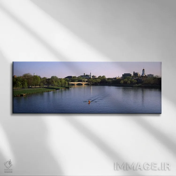 تابلو Charles River, Boston & Cambridge, Massachusetts, USA,قایق در رودخانه، رودخانه چارلز، بوستون و کمبریج، ماساچوست، آمریکا اثر پانورامیک ایمجز (استودیو عکاسی عریض) - نمای روبهرو روی دیوار