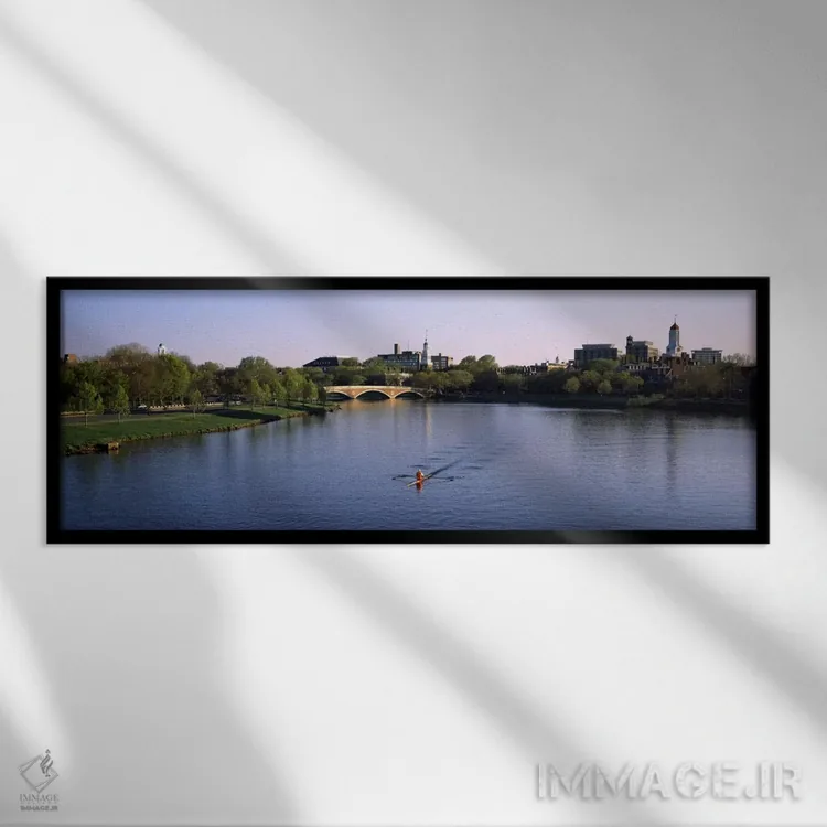 تابلو Charles River, Boston & Cambridge, Massachusetts, USA,قایق در رودخانه، رودخانه چارلز، بوستون و کمبریج، ماساچوست، آمریکا اثر پانورامیک ایمجز (استودیو عکاسی عریض) - نمای قابدار مشکی