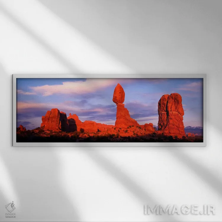 تابلو Arches National Park, Grand County, Utah, USA,صخره متعادل (میانی)، پارک ملی آرچز، شهرستان گرند، یوتا، آمریکا اثر پانورامیک ایمجز (استودیو عکاسی عریض) - نمای قابدار سفید