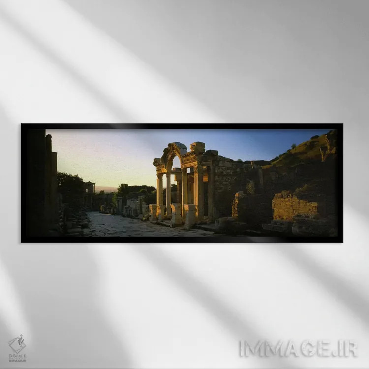 تابلو Hadrian Temple, Ephesus, Turkey,نمای بیرونی معبد، معبد هادریان، افسوس، ترکیه اثر پانورامیک ایمجز (استودیو عکاسی عریض) - نمای قابدار مشکی