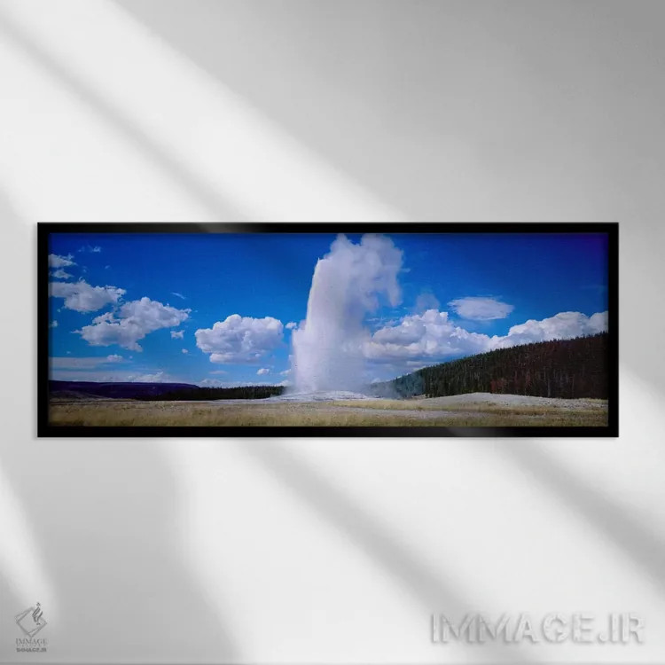 تابلو Old Faithful, Upper Geyser Basin, Yellowstone National Park, Wyoming, USA,فوران در روز ابری، اولد فیتفول، حوزه آبگرم فوقانی، پارک ملی یلوستون، وایومینگ، آمریکا اثر پانورامیک ایمجز (استودیو عکاسی عریض) - نمای قابدار مشکی