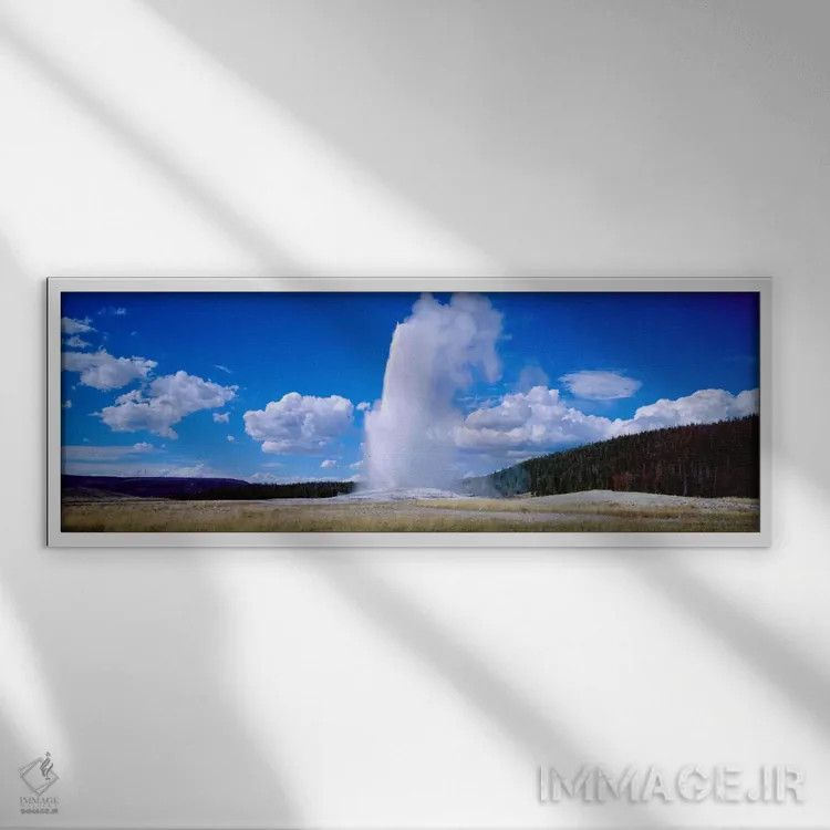 تابلو Old Faithful, Upper Geyser Basin, Yellowstone National Park, Wyoming, USA,فوران در روز ابری، اولد فیتفول، حوزه آبگرم فوقانی، پارک ملی یلوستون، وایومینگ، آمریکا اثر پانورامیک ایمجز (استودیو عکاسی عریض) - نمای قابدار سفید