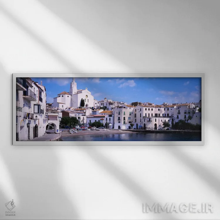 تابلو Cadaques, Costa Brava, Spain,ساختمانها بر لب آب، کاداکس، کوستا براوا، اسپانیا اثر پانورامیک ایمجز (استودیو عکاسی عریض) - نمای قابدار سفید