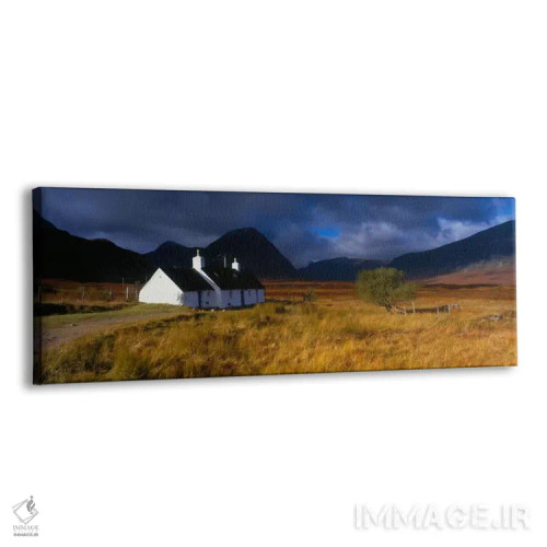 تابلو Near Glen Coe, Highlands, Scotland,کلبه بلکراک (کلبه صعود باشگاه کوهنوردی بانوان اسکاتلند)، نزدیک گلن کو، ارتفاعات اسکاتلند اثر پانورامیک ایمجز (استودیو عکاسی عریض) - نمای پرسپکتیو محصول