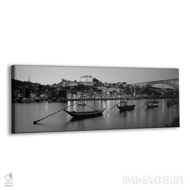 تابلو Porto, Portugal (black & white),قایقها در رودخانه دورو، پورتو، پرتغال (سیاه و سفید) اثر پانورامیک ایمجز (استودیو عکاسی عریض) - نمای پرسپکتیو محصول