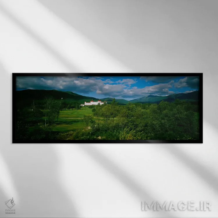 تابلو Bretton Woods, New Hampshire, USA,هتل در جنگل، هتل مونت واشنگتن، برتون وودز، نیوهمپشایر، آمریکا اثر پانورامیک ایمجز (استودیو عکاسی عریض) - نمای قابدار مشکی