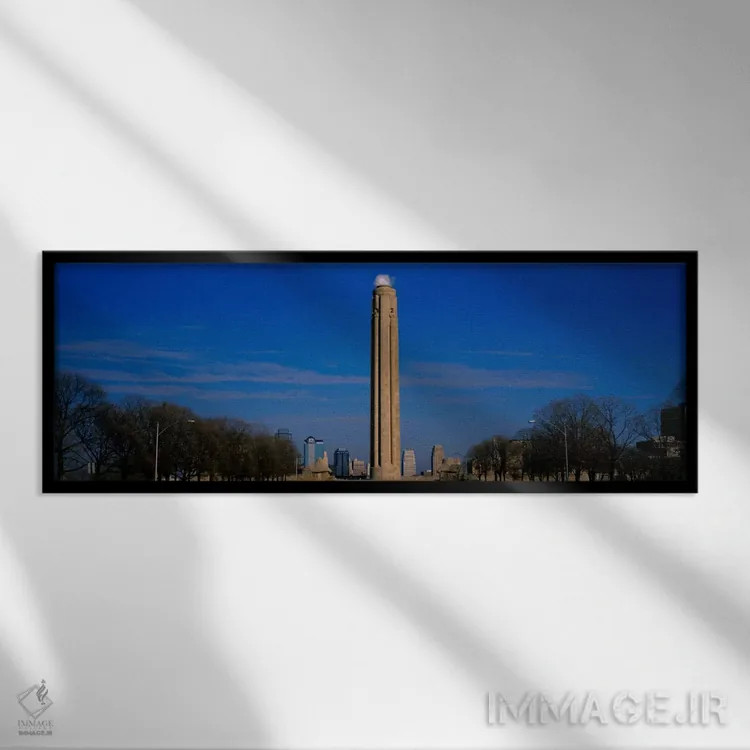 تابلو Liberty Memorial, Kansas City, Missouri, USA,نمای پایین به بالا از یک بنای یادبود در پارک، یادبود آزادی، کانزاس سیتی، میسوری، ایالات متحده آمریکا اثر پانورامیک ایمجز (استودیو عکاسی عریض) - نمای قابدار مشکی