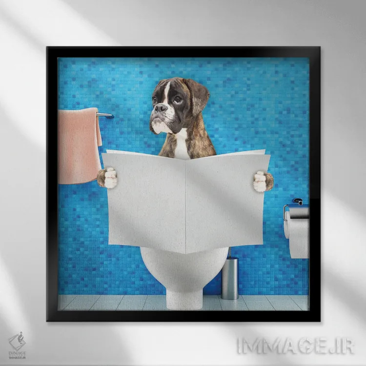 تابلو بوکسور نشسته روی سنگ توالت در حال مطالعه اثر هلگا۱۹۸۱ (هنرمند دیجیتال) - نمای قابدار مشکی