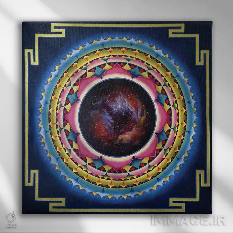 تابلو مندالای گل کیهانی اثر دیانا تیتووا - نمای روبهرو روی دیوار