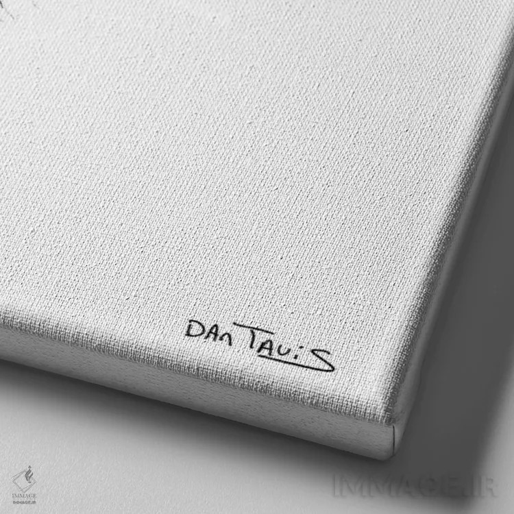 تابلو گربه سیاه بازیگوش اثر دن تاویس - نمای نزدیک بافت بوم