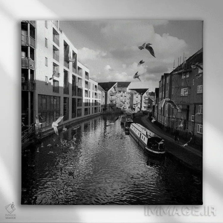 تابلو خلق کن اثر آمادئوس لانگ - نمای روبهرو روی دیوار