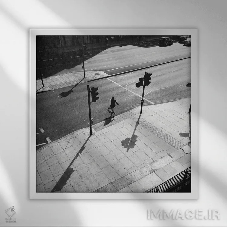 تابلو رویاها بدون تلاش تو عملی نمیشوند اثر آمادئوس لانگ - نمای قابدار سفید