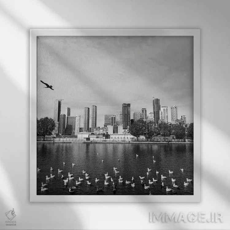 تابلو خوشبختی اثر آمادئوس لانگ - نمای قابدار سفید