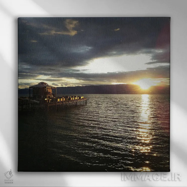 تابلو عشق اثر آمادئوس لانگ - نمای روبهرو روی دیوار