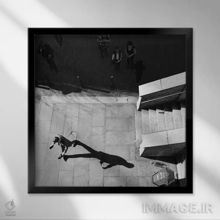 تابلو روز بد وجود ندارد اثر آمادئوس لانگ - نمای قابدار مشکی