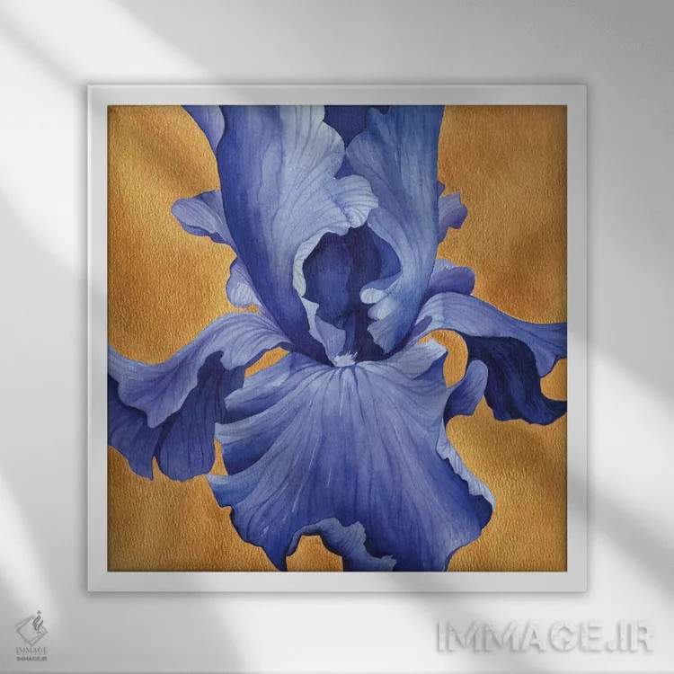 تابلو زنبق آبی تیره روی طلایی اثر اکاترینا پریسیچ - نمای قابدار سفید