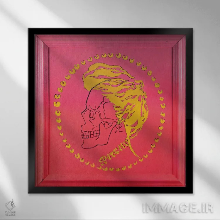 تابلو اشرافزادهٔ ابرنگی صورتی اثر اددی لاو - نمای قابدار مشکی