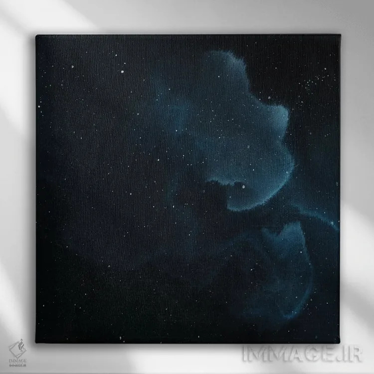 تابلو سحابی سه چپ اثر امیلی ماگون - نمای روبهرو روی دیوار