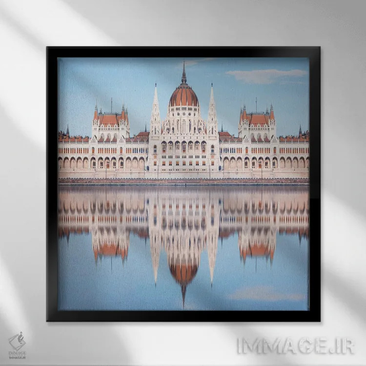 تابلو انعکاس ساختمان پارلمان مجارستان اثر مانجیک پیکچرز (استودیو عکاسی یا فیلمسازی) - نمای قابدار مشکی