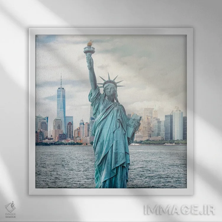 تابلو نیویورک، نیویورک اثر مانجیک پیکچرز (استودیو عکاسی یا فیلمسازی) - نمای قابدار سفید