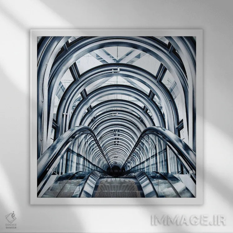 تابلو کلانشهر اثر مانجیک پیکچرز (استودیو عکاسی یا فیلمسازی) - نمای قابدار سفید