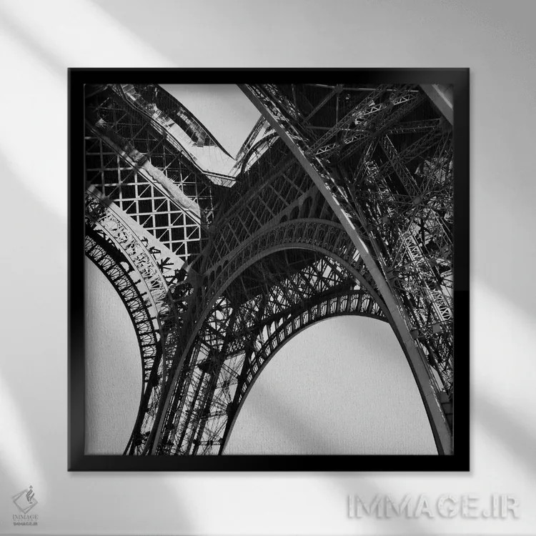 تابلو میدان منظرههای ایفل ۲ اثر امیلی ناواس - نمای قابدار مشکی