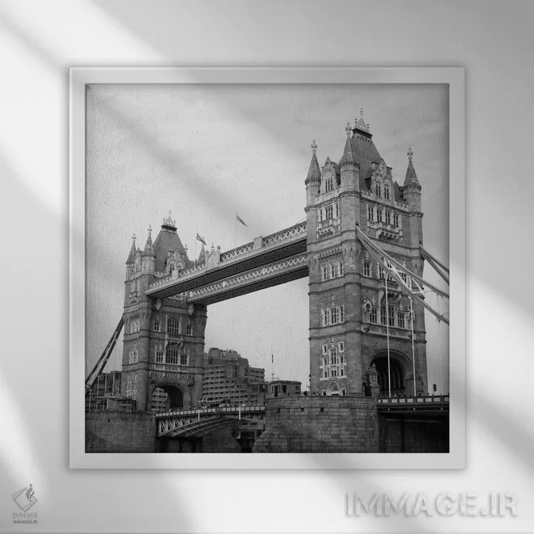 تابلو منظره لندن ۱ اثر امیلی ناواس - نمای قابدار سفید