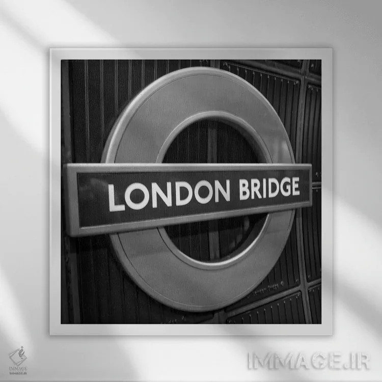 تابلو منظره لندن ۲ اثر امیلی ناواس - نمای قابدار سفید