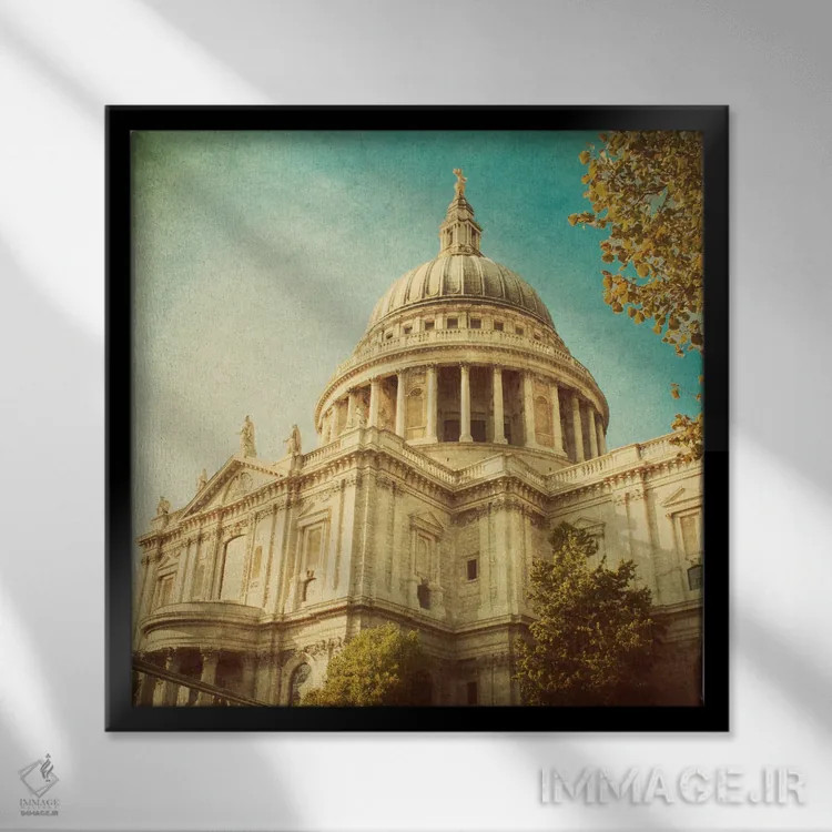 تابلو جاذبههای لندن III (انگلستان) اثر امیلی ناواس - نمای قابدار مشکی