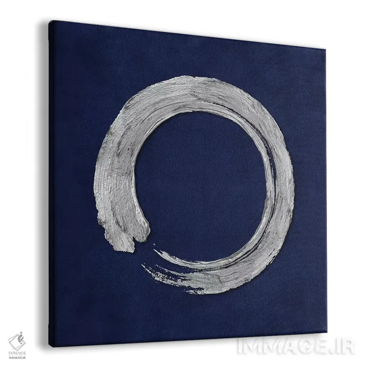 تابلو دایره ذن نقرهای روی زمینه آبی ۱ اثر الی رابرتز - نمای پرسپکتیو محصول
