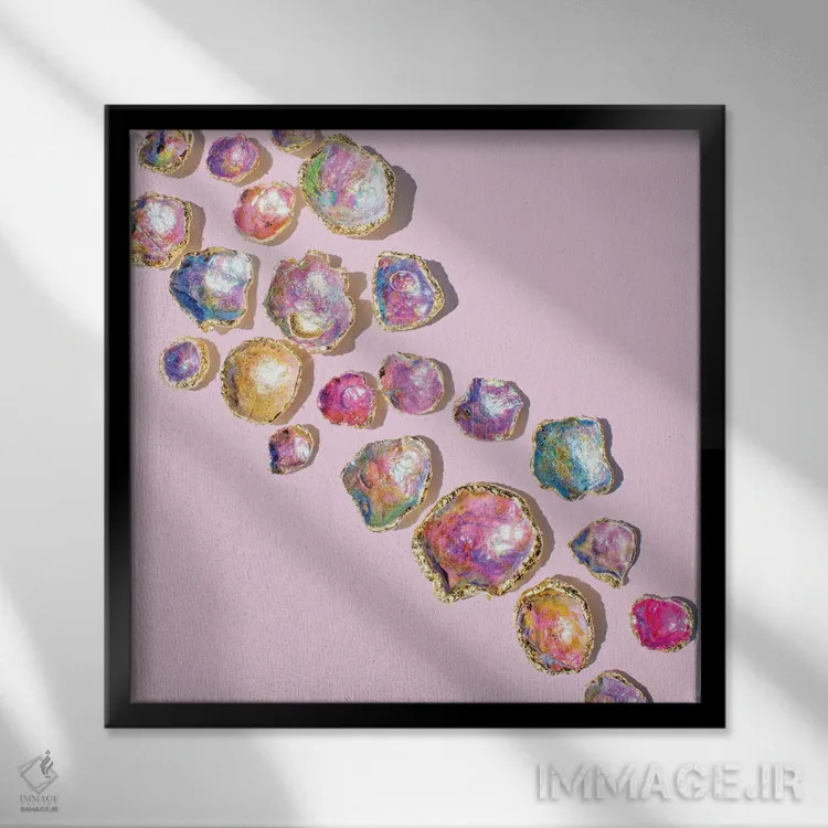 تابلو کاسههای کریستالی اثر ارین سامر - نمای قابدار مشکی