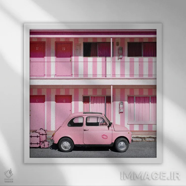 تابلو زنده باد وگاس صورتی اثر ارین سامر - نمای قابدار سفید