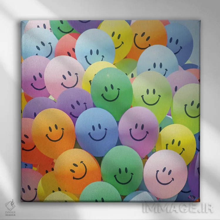 تابلو بیا خوشحال باشیم اثر ارین سامر - نمای روبهرو روی دیوار