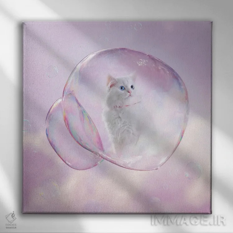 تابلو هلو کیتی (شخصیت ژاپنی) اثر ارین سامر - نمای روبهرو روی دیوار