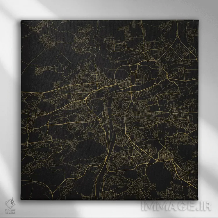 تابلو نقشهٔ جادههای شهری پراگ (زرد) اثر اوربانمپ (نقشه شهری؛ استودیو نقشه یا طراح) - نمای روبهرو روی دیوار