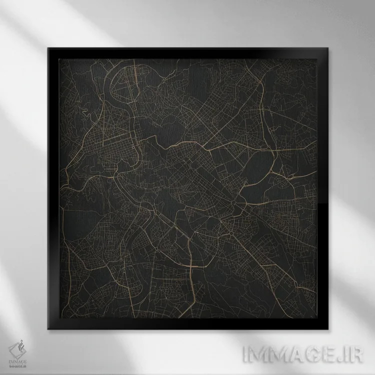 تابلو نقشهٔ جادههای شهری رم (سیاه و طلایی) اثر اوربانمپ (نقشه شهری؛ استودیو نقشه یا طراح) - نمای قابدار مشکی
