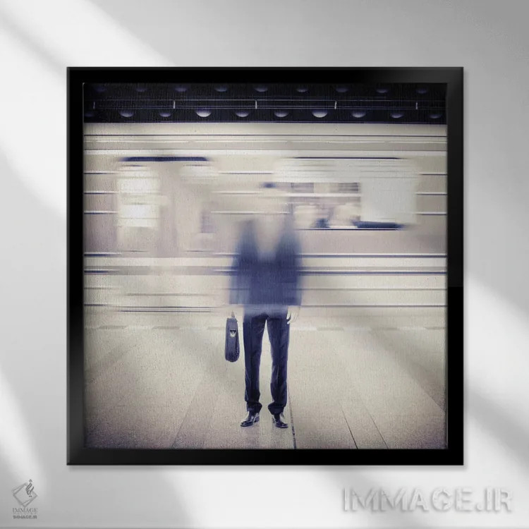 تابلو زیرزمینی ۱ (اثر هنری) اثر اوگنی سولویف - نمای قابدار مشکی