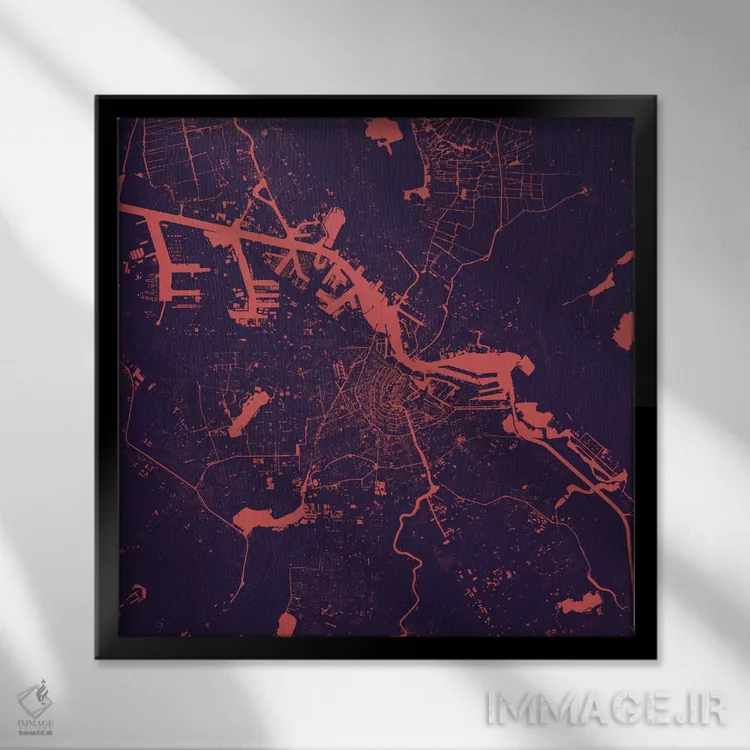 تابلو نقشهٔ شهری آمستردام (شب بنفش) اثر اوربانمپ (نقشه شهری؛ استودیو نقشه یا طراح) - نمای قابدار مشکی