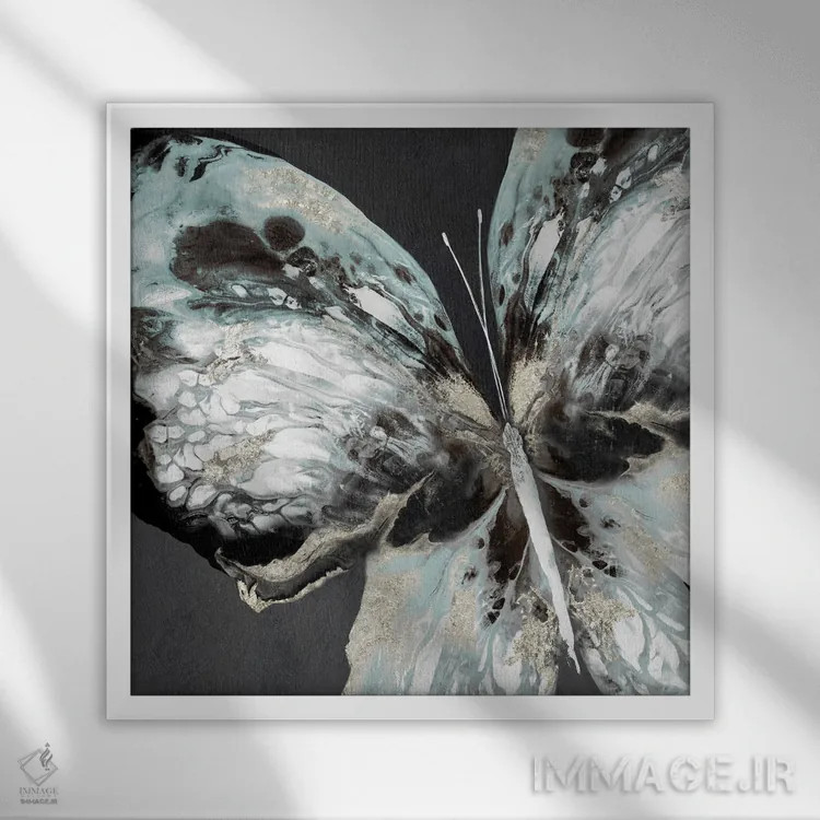 تابلو پروانهٔ درخشان اثر اوا واتس - نمای قابدار سفید