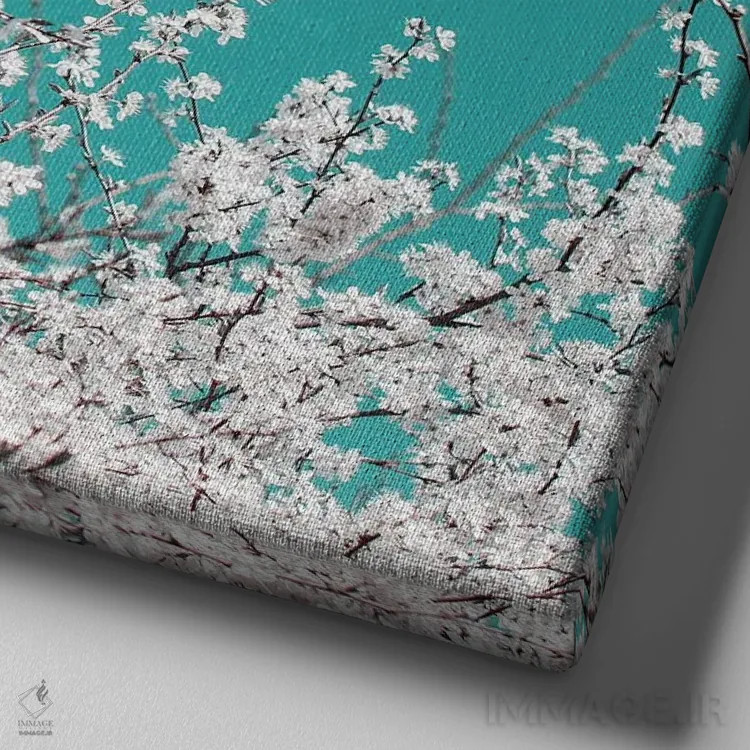 تابلو شکوفهٔ آلوچه روی آسمان فیروزهای اثر آلیسون فنل - نمای نزدیک بافت بوم