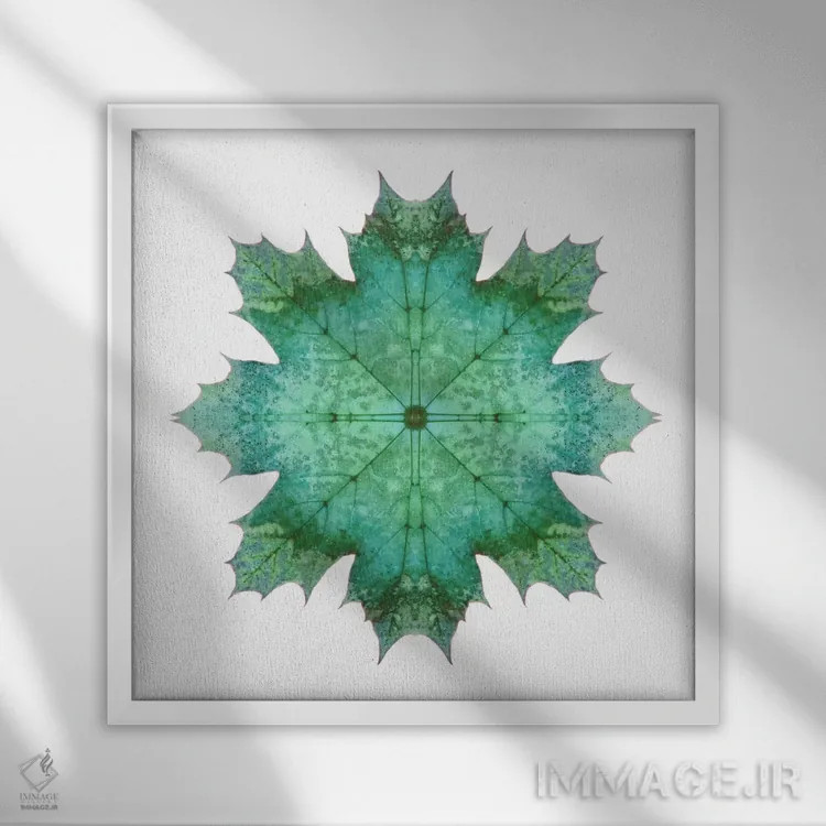 تابلو ستاره برگ افرا سبز آبی ۱ اثر آلیسون فنل - نمای قابدار سفید
