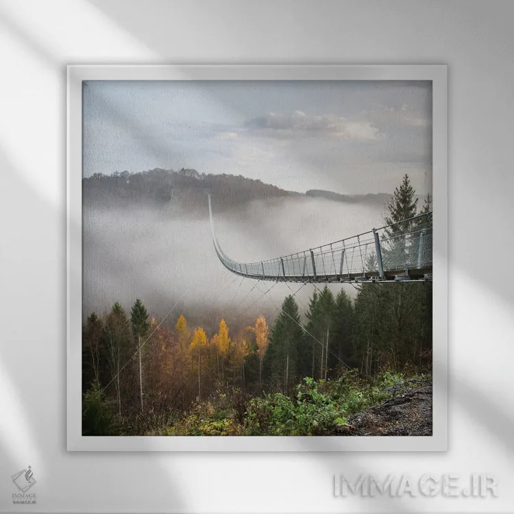 تابلو پل روی دریای مه اثر فابیان فورتمن - نمای قابدار سفید