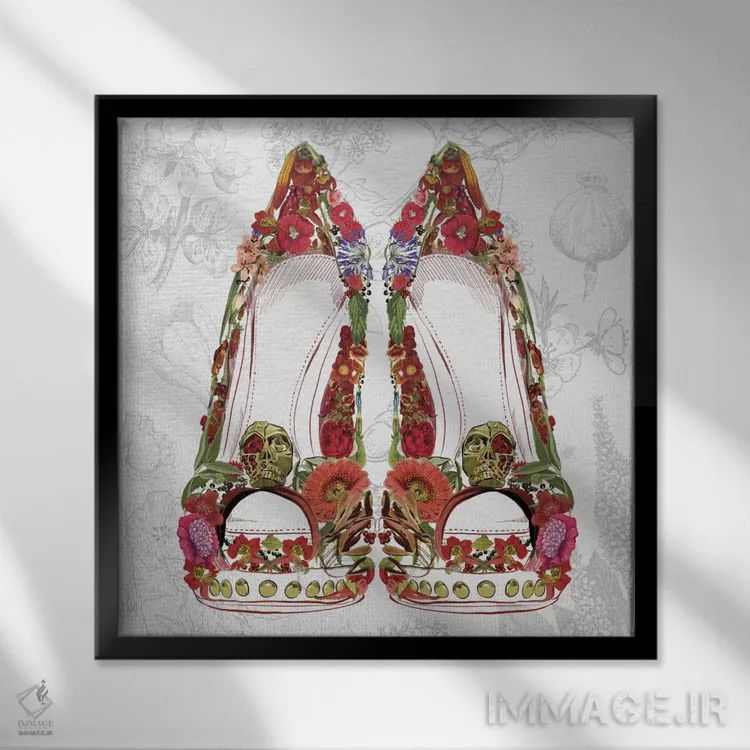 تابلو خدمتکاران دختر اثر فایو بای فایو کالکتیو - نمای قابدار مشکی