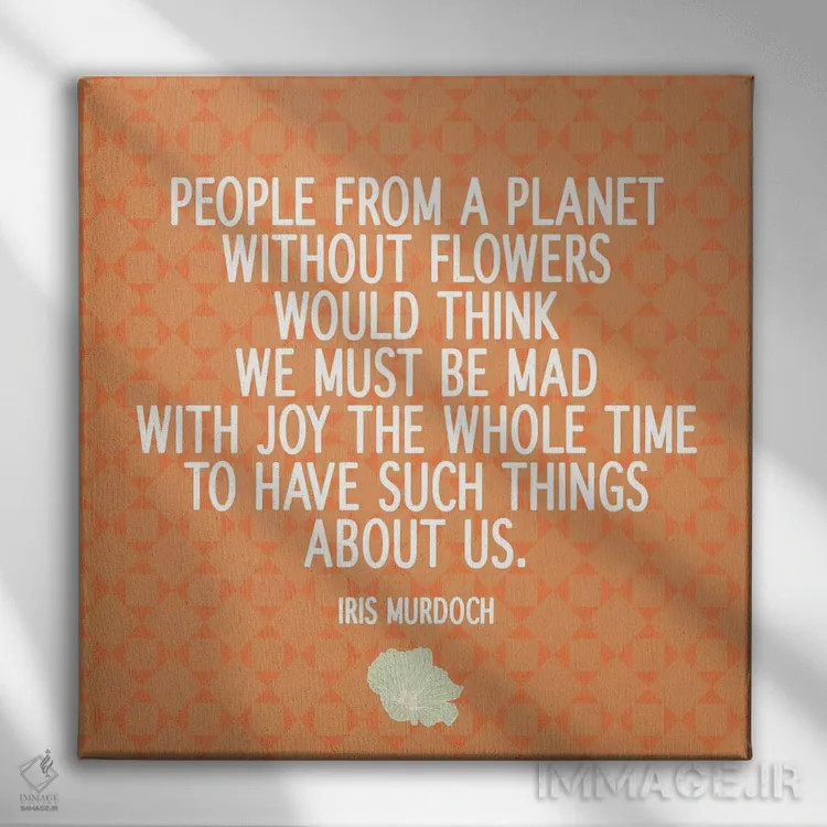 تابلو سیاره بدون گل اثر فایو بای فایو کالکتیو - نمای روبهرو روی دیوار